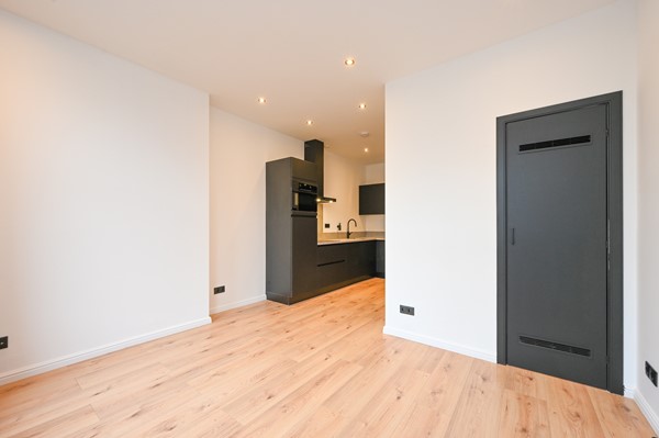 Medium property photo - Van Heusdestraat, 3023 RP Rotterdam